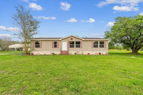468 County Road 545, Alvin, TX 77511