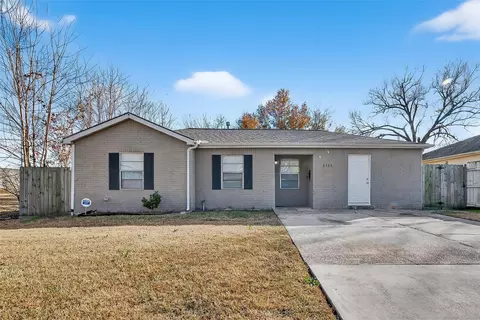 8782 Flossie Mae St, Houston, TX 77029