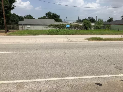 3625 Lockwood Dr, Houston, TX 77026