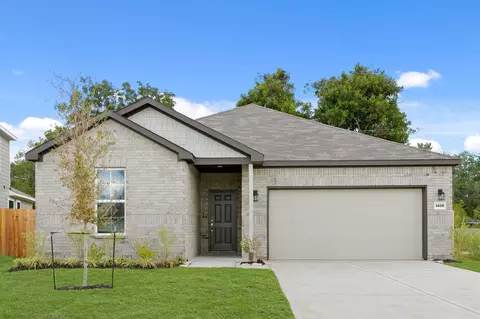 3609 Crawford St, Bay City, TX 77414
