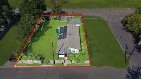 1323 E 36th St, Houston, TX 77022