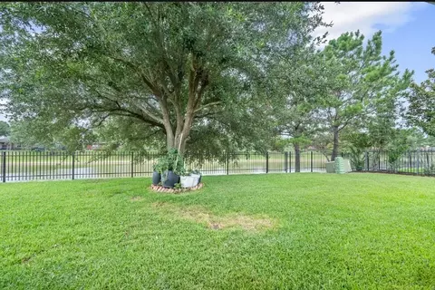 17007 Locust Springs Dr, Houston, TX 77095