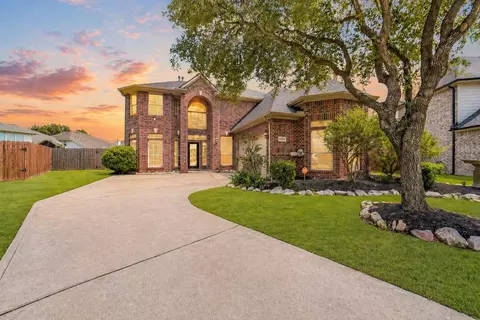 9702 Tucker Cypress Dr, Houston, TX 77095
