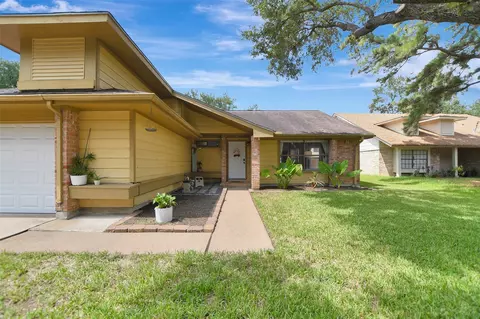 Exterior - 18415 Hazycrest Dr, Spring, TX 77379 photo 4 of 9