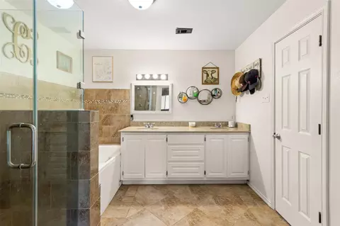 Bath - 4508 County Road 502d, Sweeny, TX 77480 photo 1 of 2