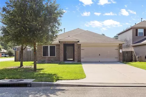 317 Falling Pine Dr, Conroe, TX 77304 photo 1