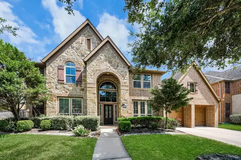 13617 Fountain Mist Dr, Pearland, TX 77584