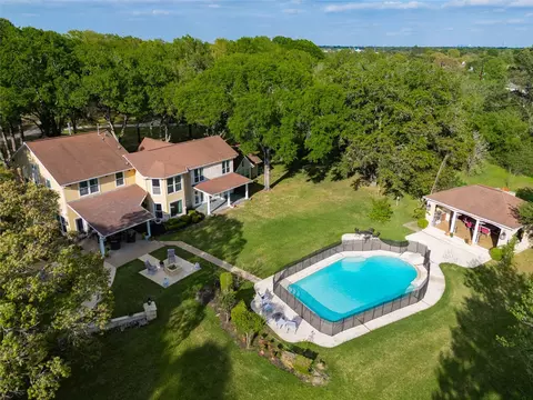 3122 N Saddlebrook Ln, Katy, TX 77494