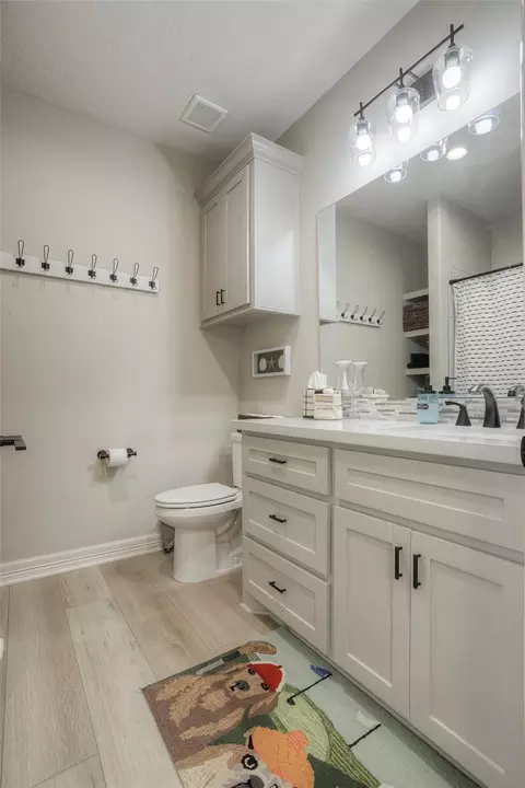 Bath - 16 Westwood Dr W, Trinity, TX 75862 photo 7 of 8