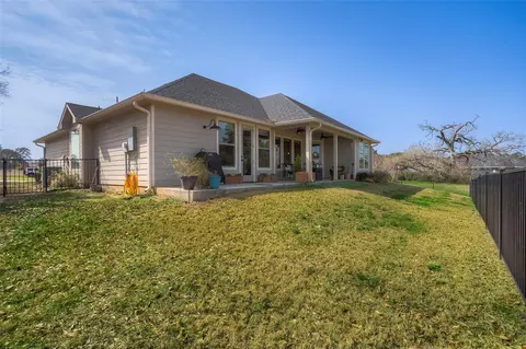 Exterior - 16 Westwood Dr W, Trinity, TX 75862 photo 2 of 5