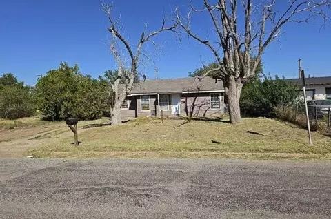 1129 Huff Rd, Pampa, TX 79065
