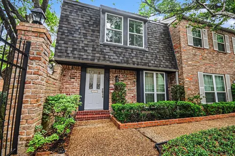 2125 Winrock Blvd #38, Houston, TX 77057
