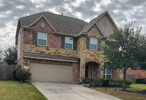 2280 Ivy Wall Dr, Conroe, TX 77301