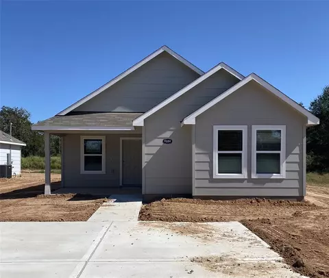 1444 25th St, Hempstead, TX 77445 photo 1