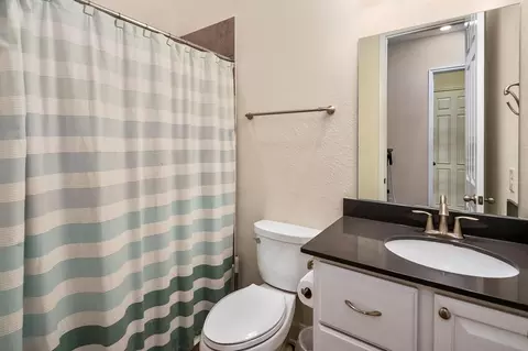 Bath - 1810 Daly Way, Conroe, TX 77304 photo 4 of 4