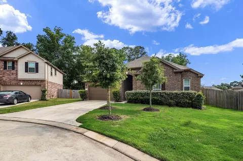 Exterior - 1810 Daly Way, Conroe, TX 77304 photo 3 of 9