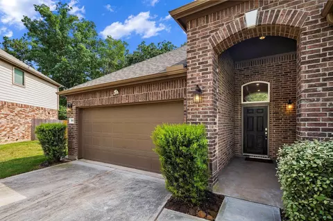 Exterior - 1810 Daly Way, Conroe, TX 77304 photo 4 of 9