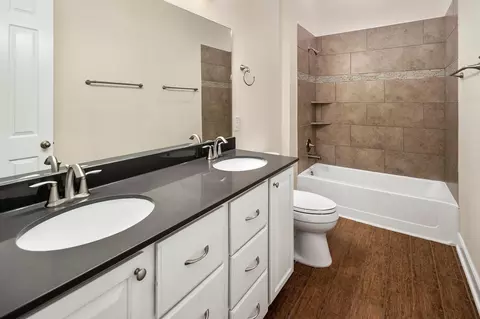 Bath - 1810 Daly Way, Conroe, TX 77304 photo 3 of 4