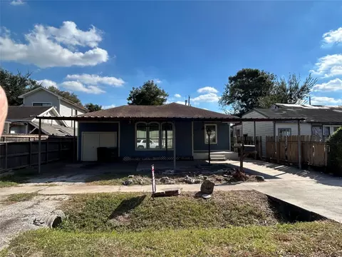 1107 Henke St, Houston, TX 77020