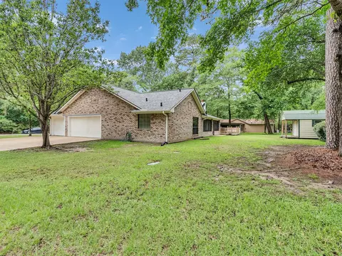 Exterior - 195 Coral Gables, Trinity, TX 75862 photo 11 of 12