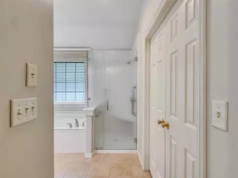 Entry Way - 195 Coral Gables, Trinity, TX 75862 photo 1 of 2