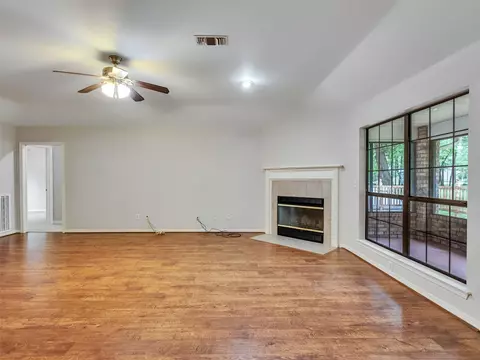 Living - 195 Coral Gables, Trinity, TX 75862 photo 1 of 4