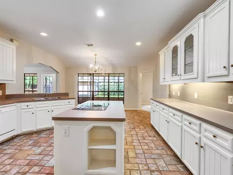Kitchen - 195 Coral Gables, Trinity, TX 75862 photo 6 of 7