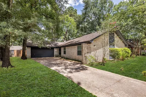 2023 Shadow Rock Dr, Kingwood, TX 77339