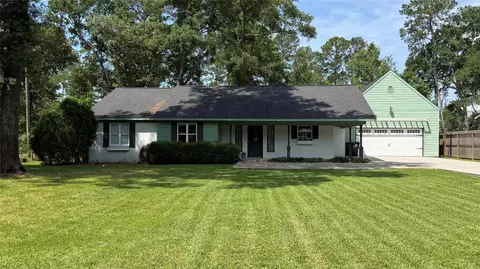 15432 Esther Dr, Conroe, TX 77384