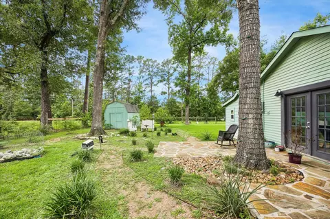 Exterior - 15432 Esther Dr, Conroe, TX 77384 photo 6 of 9