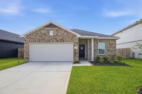 768 Red Mulberry St, La Marque, TX 77568