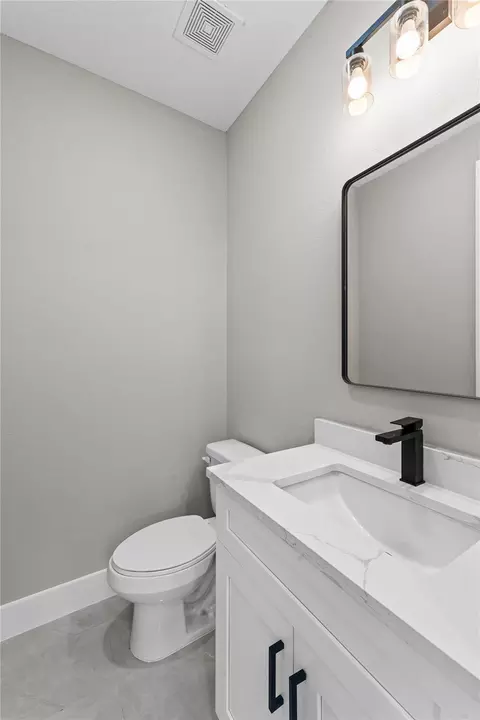 Bath - 2515 Liguria, Spring, TX 77388 photo 5 of 5