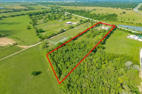 View/Area - 302 Britt Bailey Blvd, Angleton, TX 77515 photo 6 of 8