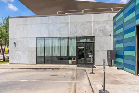 Exterior - 701 E 17th St, Houston, TX 77008 photo 7 of 7