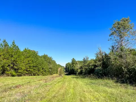 7 Private Road 507, Center, TX 75935