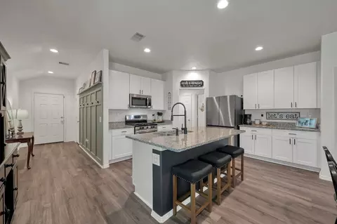 1887 Brushy Cedar Dr, Conroe, TX 77301