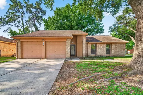 8631 Orchard Ridge Ln, Humble, TX 77338