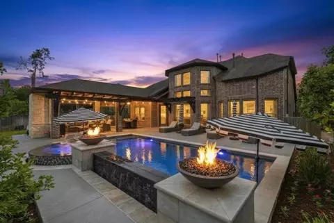 123 N Winter Sunrise Cir, The Woodlands, TX 77375