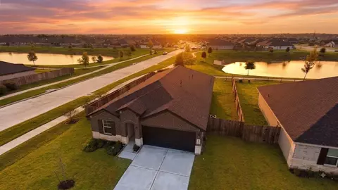 8510 Tropical Breeze Way, Rosharon, TX 77583