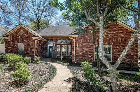 2 Robin Trl, Conroe, TX 77304 photo 1