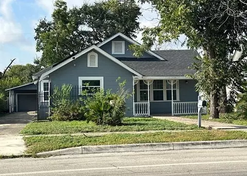 2050 Cincinnati Ave, San Antonio, TX 78228