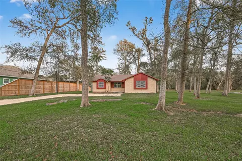 6619 Wolf Run Dr, Wharton, TX 77488