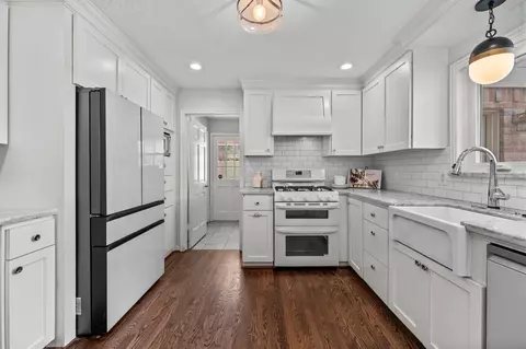 Kitchen - 9527 Enstone Cir, Spring, TX 77379 photo 3 of 5