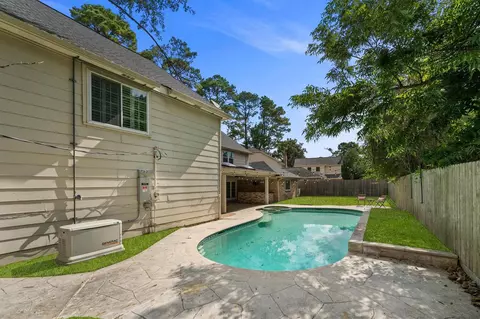 Exterior - 9527 Enstone Cir, Spring, TX 77379 photo 8 of 9