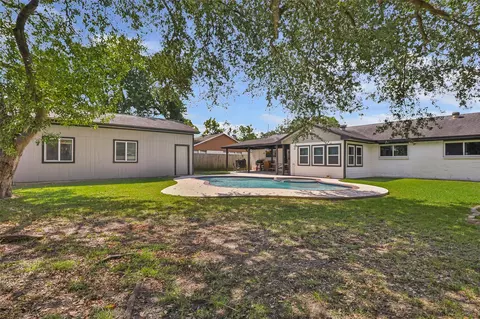 15816 Ramsey Rd, Crosby, TX 77532