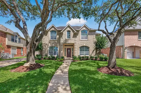 1319 Tahoe Valley Ln, Sugar Land, TX 77479