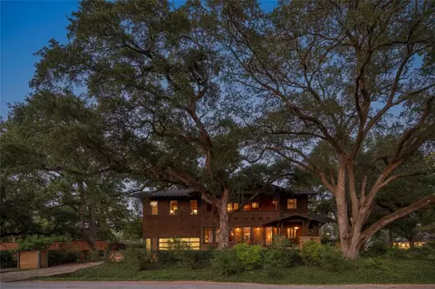 1090 Lamonte Ln, Houston, TX 77018