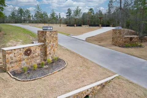 10698 Ruger Rd, Willis, TX 77378