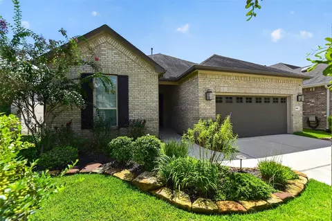 Exterior - 392 Connemara Dr, Spring, TX 77382 photo 2 of 7