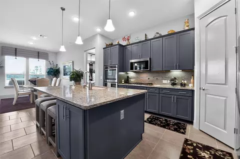 Kitchen - 392 Connemara Dr, Spring, TX 77382 photo 3 of 4